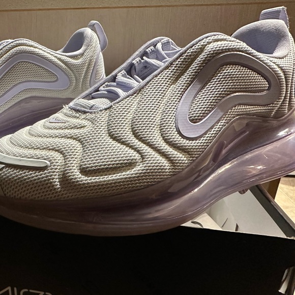 Nike Air Max 720 - Picture 7 of 10